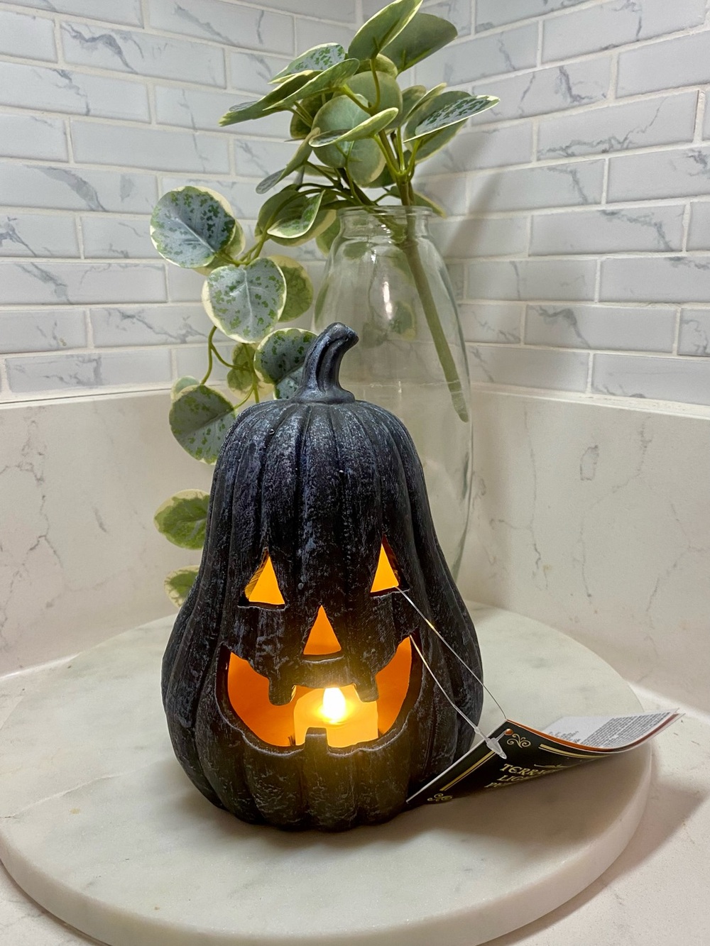 Black Ceramic Jack-O'-Lantern LED Pumpkin Accent🎃